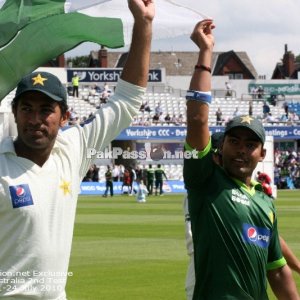 Pakistan v Australia Test Series - 2nd Test - Headingley - Day 4