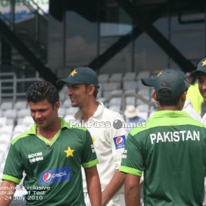 Pakistan v Australia Test Series - 2nd Test - Headingley - Day 4