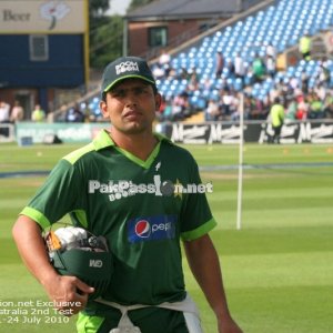 Pakistan v Australia Test Series - 2nd Test - Headingley - Day 4