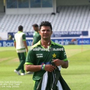 Pakistan v Australia Test Series - 2nd Test - Headingley - Day 4