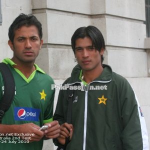 Pakistan v Australia Test Series - 2nd Test - Headingley - Day 4