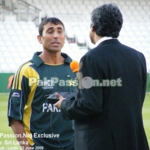 Younis Khan gives an interview to a reporter