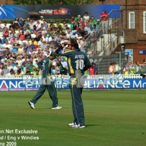 Pakistan fielding at The Oval