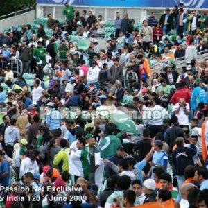 Pakistani and Indian supporters at The Oval