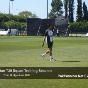 Umar Gul at a training session at Trent Bridge