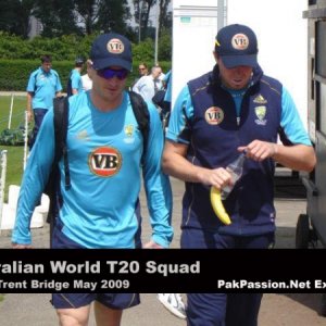 Michael Clarke, Peter Siddle get ready for a training session at Trent Brid
