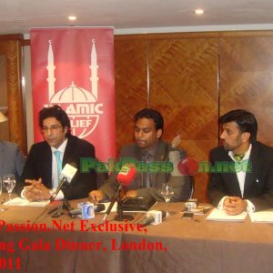 Yasir Arafat and Wasim Akram at the Islamic Relief Fundraising Dinner