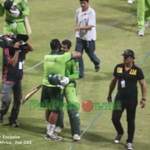 Waqar Younis and Abdul Razzaq