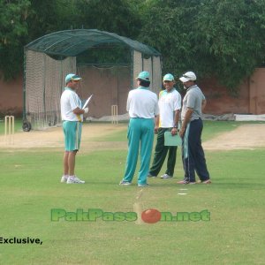 Mohsin Hasan Khan with Ijaz Ahmed