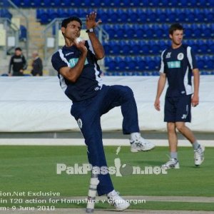 Abdul Razzaq in T20 action for Hampshire vs Glamorgan