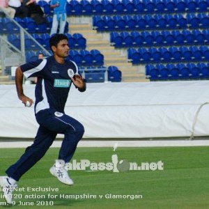 Abdul Razzaq in T20 action for Hampshire vs Glamorgan