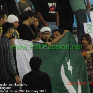PakPassion's man in Dubai, itsmek1, and his fellow supporters hold the ****