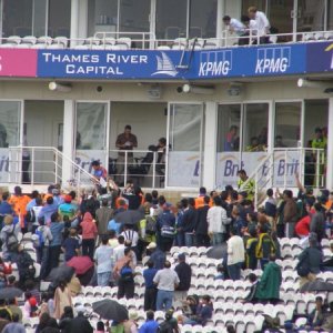 The Crowd at the Oval