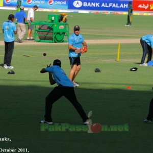 The Sri Lankan team engaging in some productive catching sessions