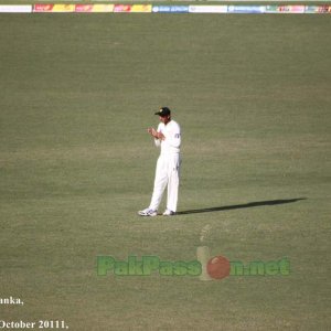 Junaid Khan encouraging teammates on the field