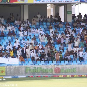 The crowd at Dubai (DSC)