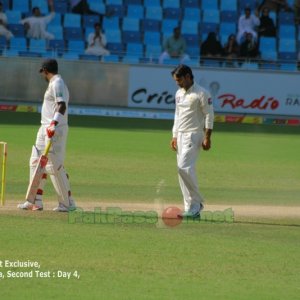 Mohammad Hafeez with the ball in hand