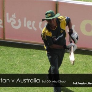 Younis Khan gets some batting practice before the match