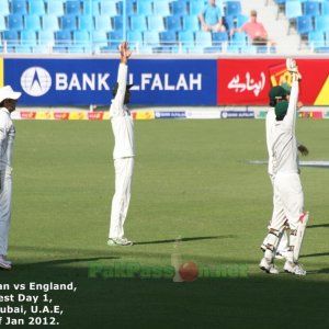 Pakistan vs England | First Test : Day 1 | 17 January 2012 | Dubai Sports C