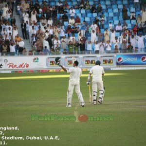 Younis Khan raises his bat again