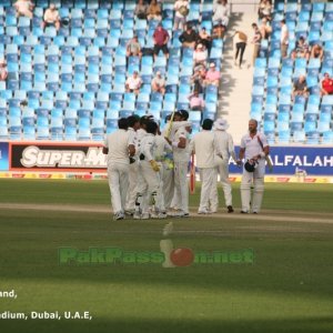 46.4. Pakistan team celebration