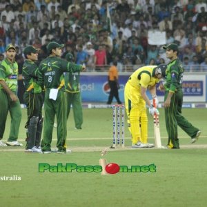 Hafeez with Kamran Akmal