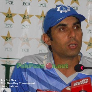 Misbah ul Haq and Mohammad Hafeez at Post Match Press Conference