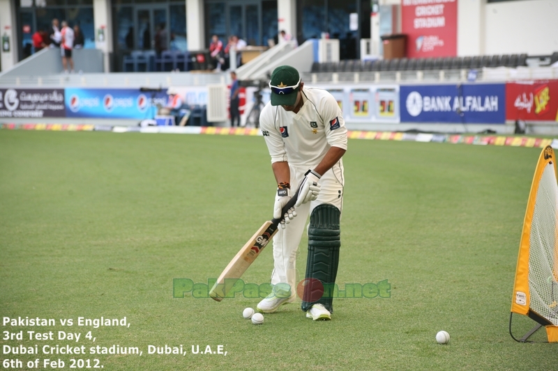 23. Umar Akmal