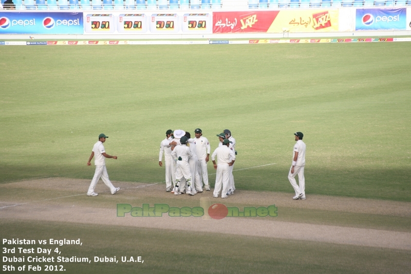 37.5. Pakistan team