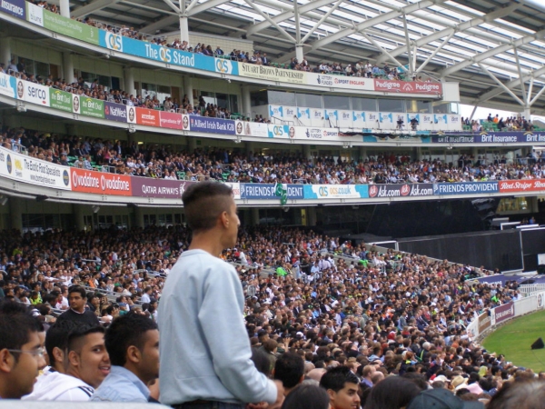 A Packed House at the Oval