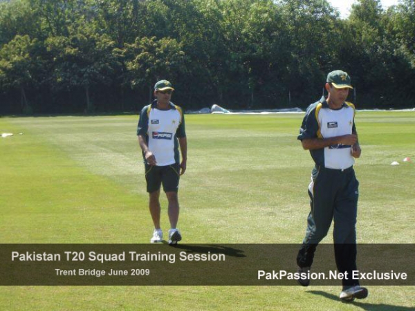 Aaqib Javed monitors the training session