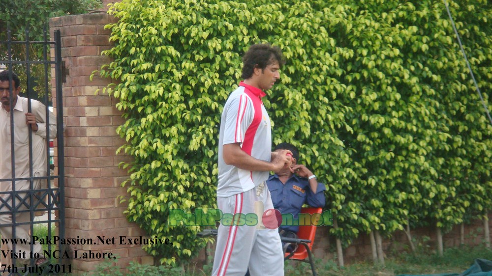 Abdur Rauf getting ready to bowl