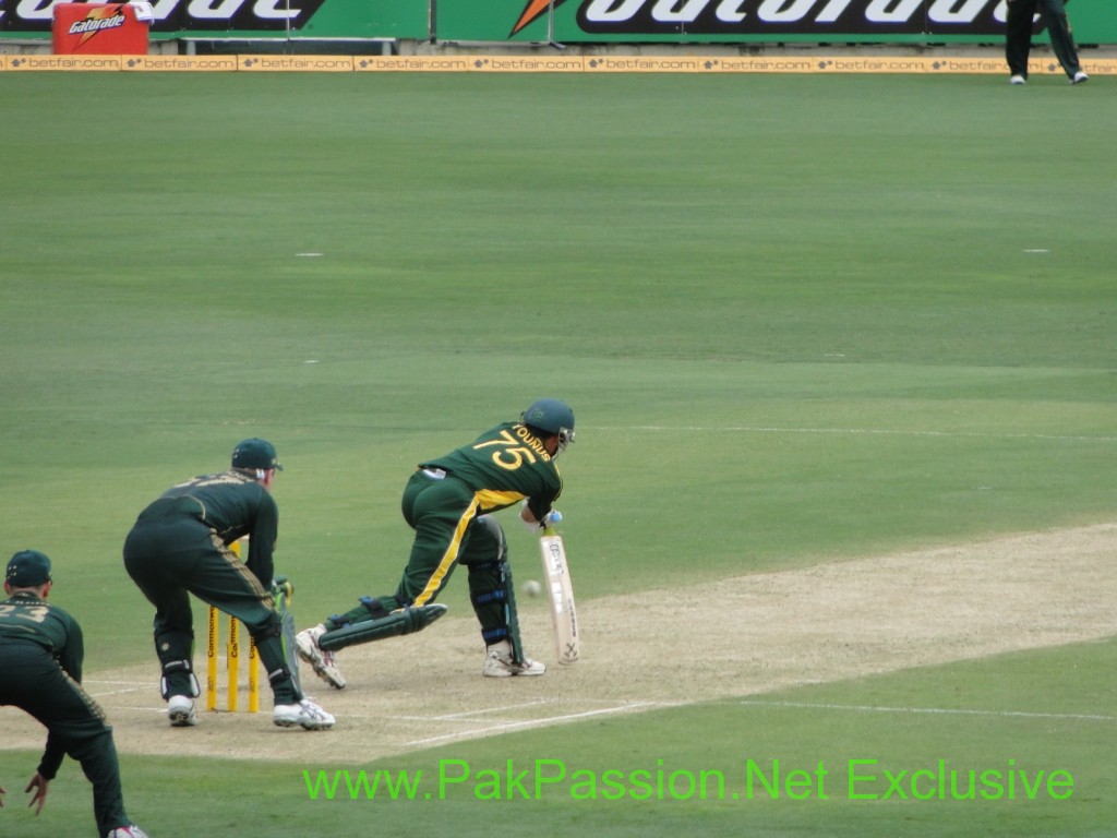 Australia v Pakistan, 1st ODI - 22/1/2010 @ The Gabba