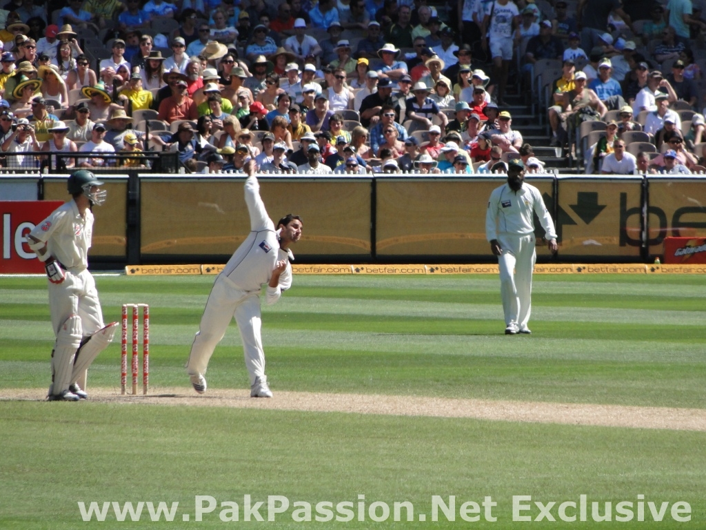 Australia v Pakistan, 1st Test - Day 1 @ The MCG