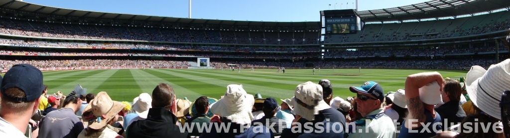 Australia v Pakistan, 1st Test - Day 1 @ The MCG