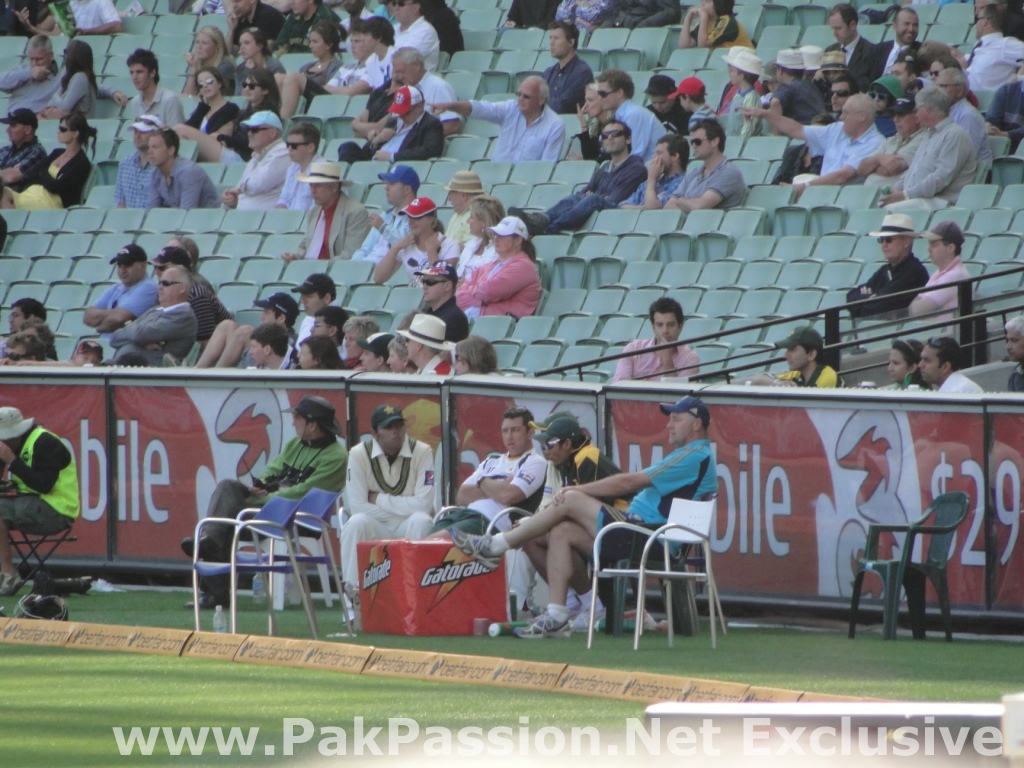 Australia v Pakistan, 1st Test - Day 1 @ The MCG