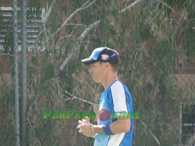 Big Bash: Adelaide Striker Practice Session: 2nd Jan 2012