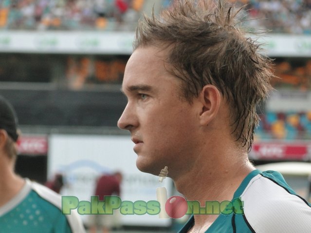 Big Bash: Brisbane Heat Vs Hobart Hurricane: 6th Jan 2012