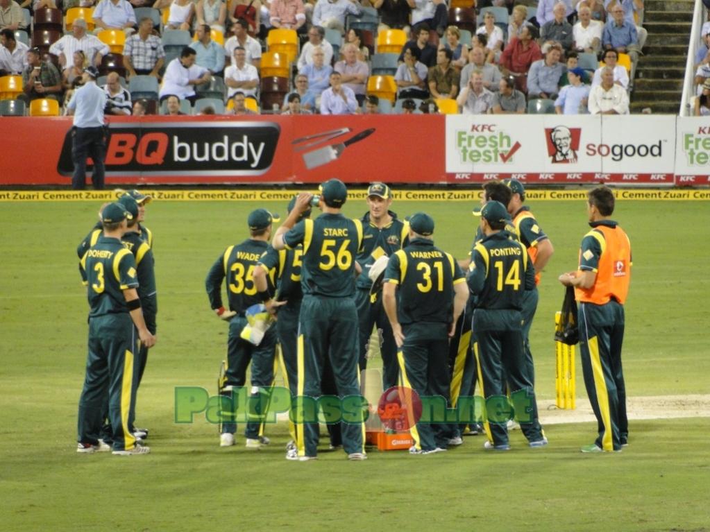 CB Series: Australia Vs India: 7th Match : 19th Feb 2012