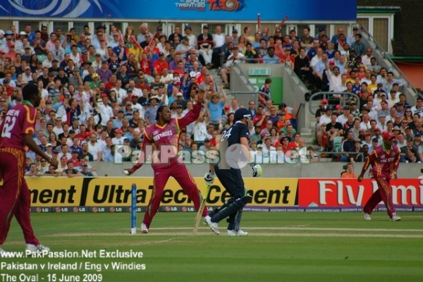 Chris Gayle about to bowl