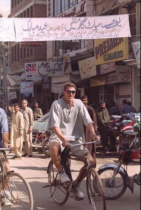 Fanie de Villiers cycling in Faisalabad