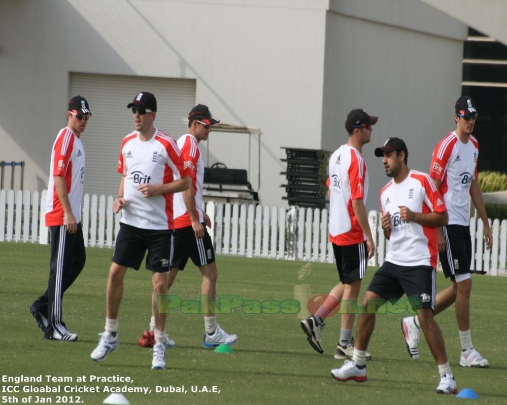 Graeme Swann, Cook, Ian Bell, Ravi Bopara