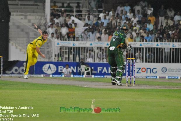 Hafeez playing shot