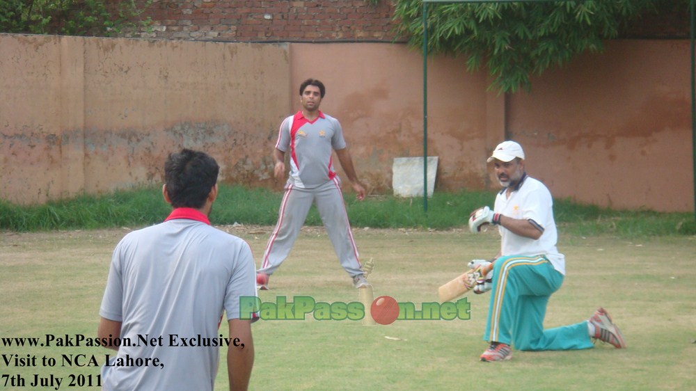 Ijaz Ahmed &amp; Mohammad Talha provide fielding practice to Taufiq Umar