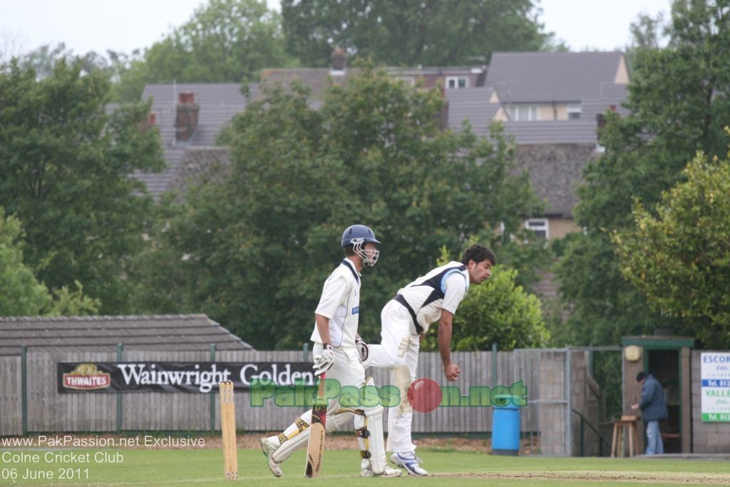 Mansoor Amjad Playing for Colne Cricket Club