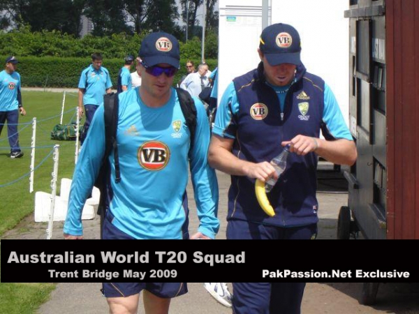 Michael Clarke, Peter Siddle get ready for a training session at Trent Brid