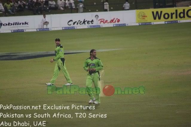 Misbah Ul Haq and Shoaib Akhtar