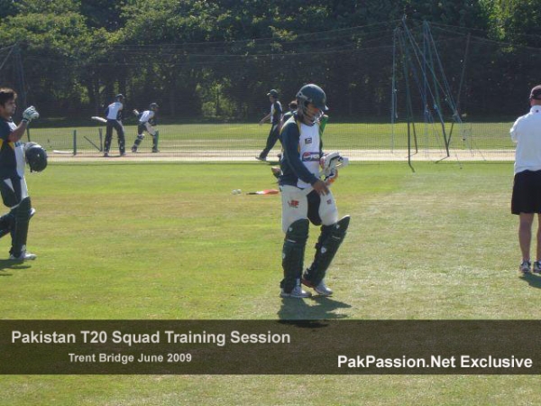 Misbah ul Haq at a training session at Trent Bridge