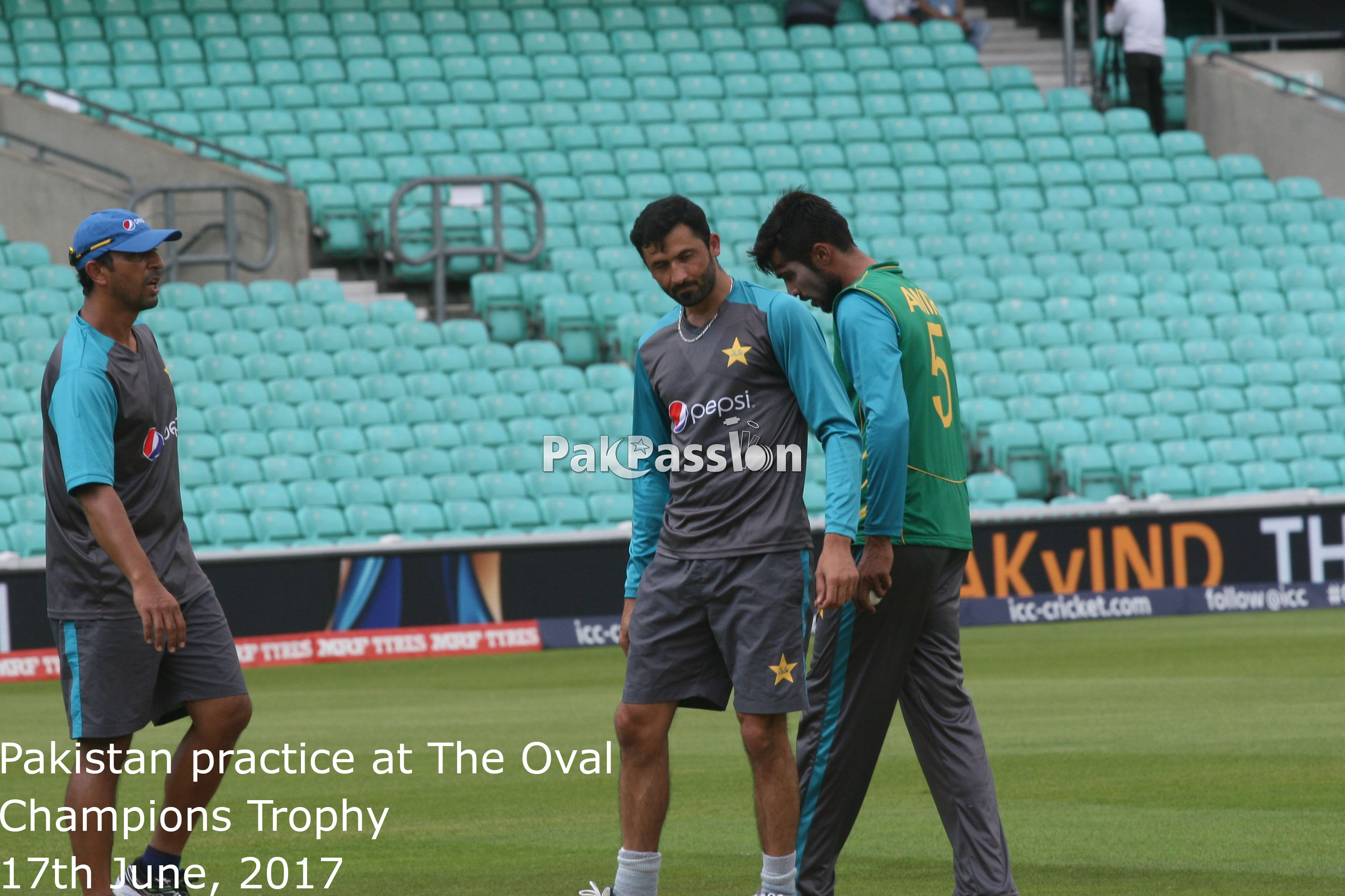 Mohammad Amir, Junaid Khan and Azhar Mahmood