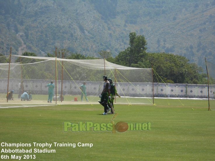 Mohammad Irfan prepares for some batting practice